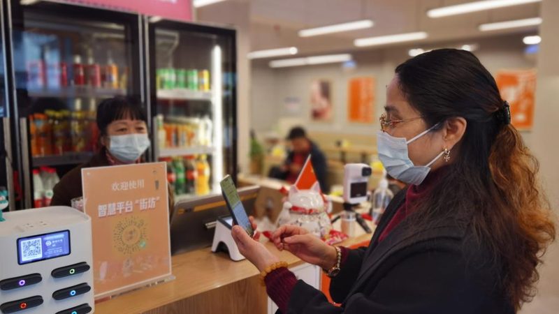 针对厨房下水道堵塞问题，市面上有多种疏通工具可供选择。以下是一些常见的疏通工具：